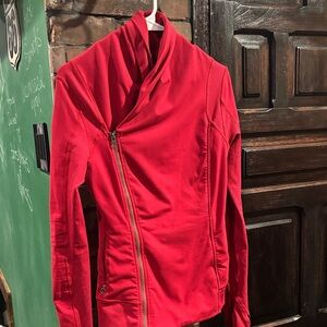 Lululemon Women's Red Jacket 4/6